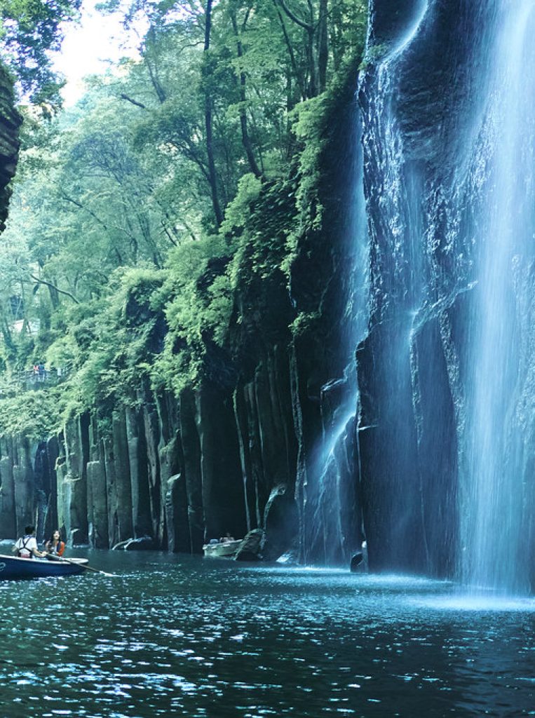 Luxury Japan Tours - Takachiho Gorge